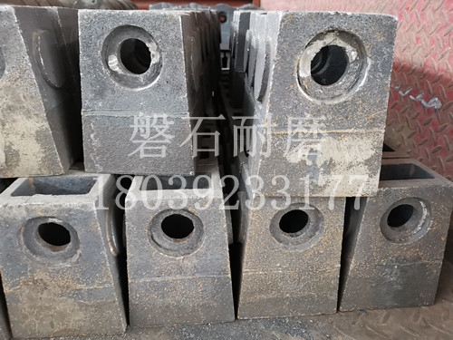 四川達州破碎機錘頭考察產(chǎn)品