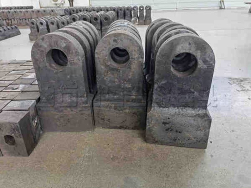 破碎機錘頭廠家為什么要讓寄送錘頭樣品？有什么好處？