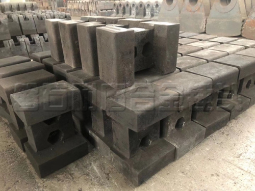 高鉻錘頭和高錳鋼錘頭相比較，有什么不同之處嗎？